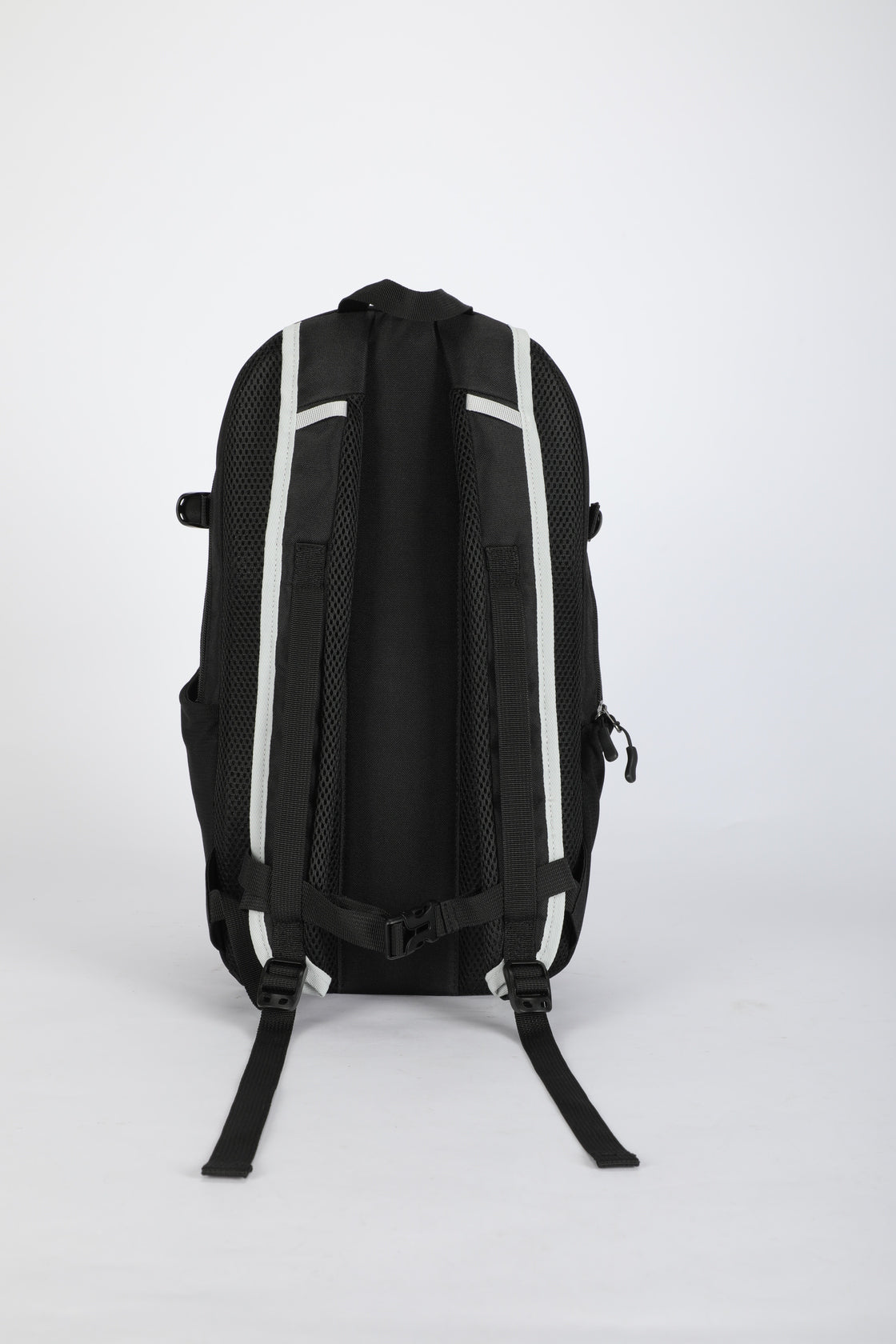 Discovery Adventures Casual Outdoor Backpack 20L