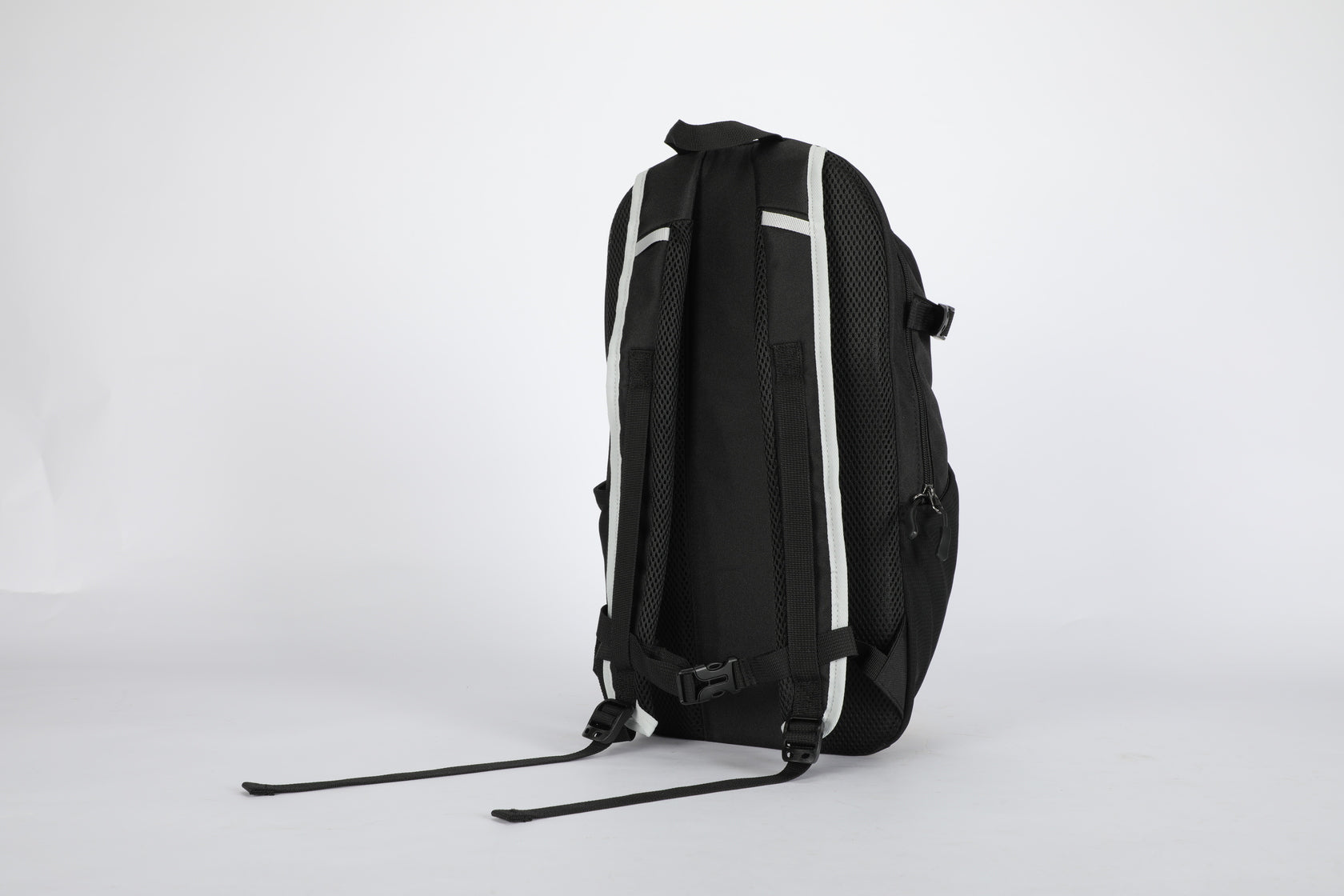 Discovery Adventures Casual Outdoor Backpack 20L