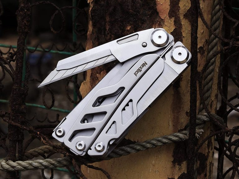 NexTool Flagship Pro 16 in 1 Multitools with Replaceable Blade