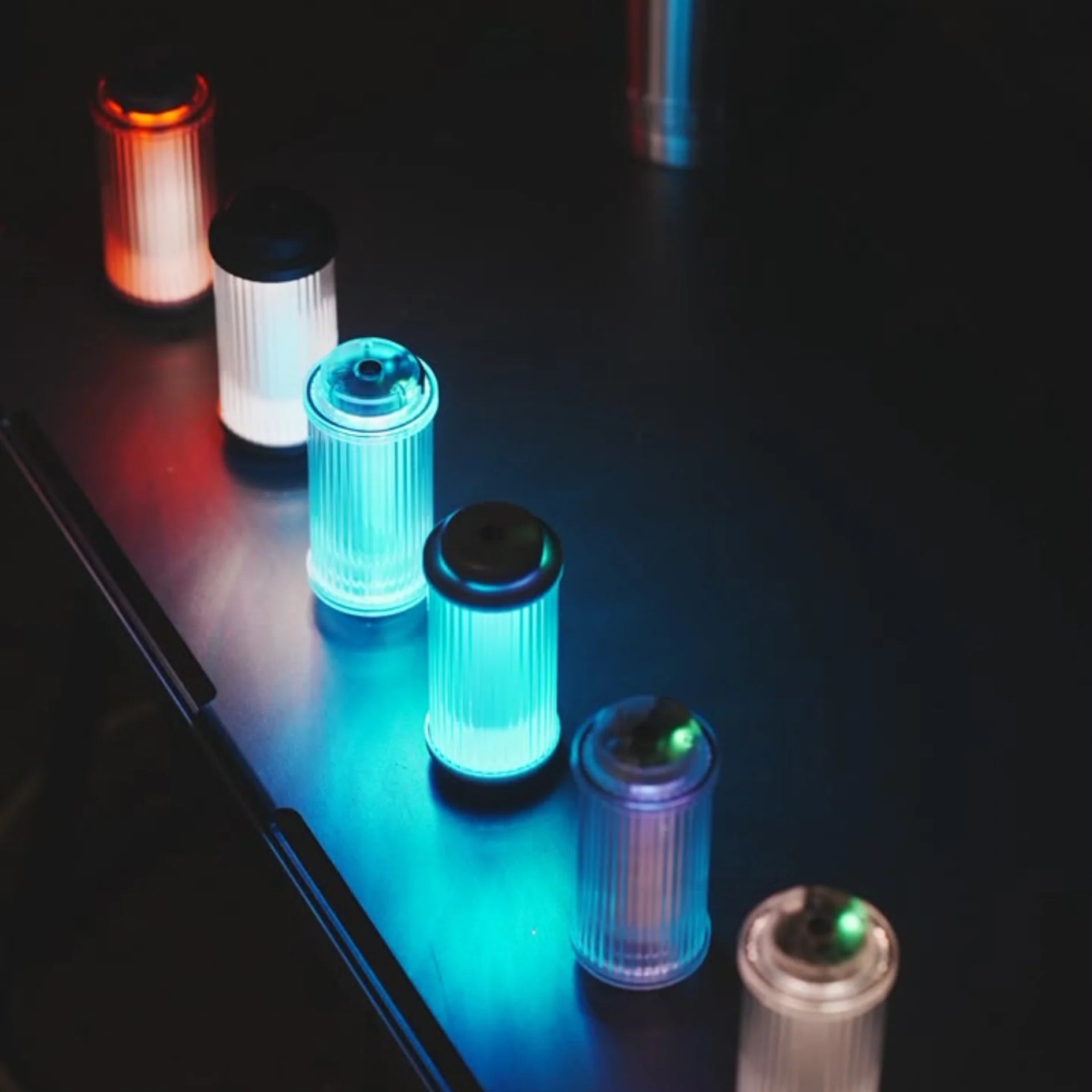 Champazi Soundlight R1 Dynamic Camping Light 200Lm 3200mAh