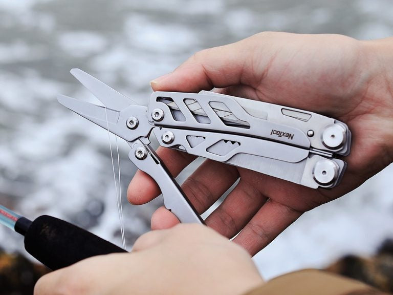 NexTool Flagship Pro 16 in 1 Multitools with Replaceable Blade