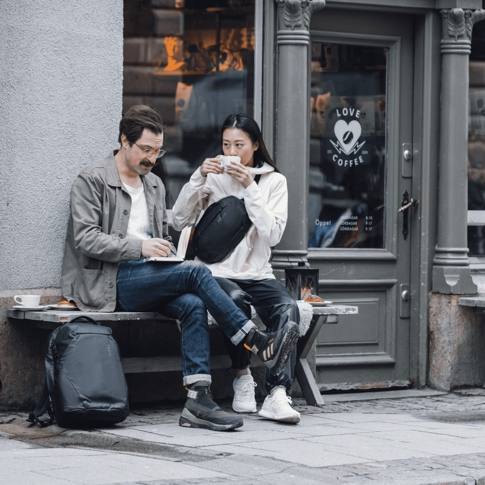 Thule Tact Crossbody Bag 5L Black