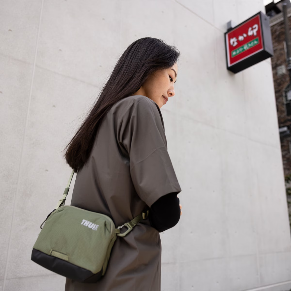 Thule Paramount Cross Body 2L Black