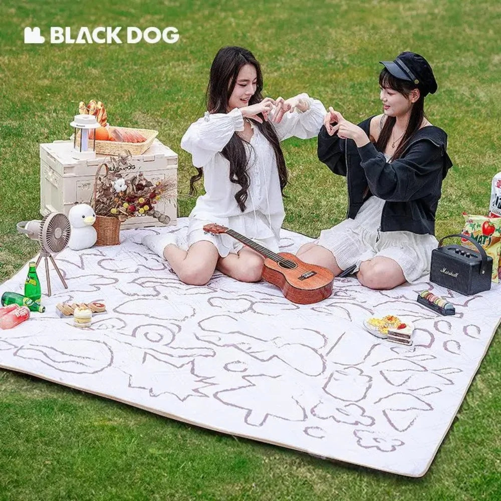 Blackdog Ultrasonic Aluminum Film Picnic Mat BD Flowers