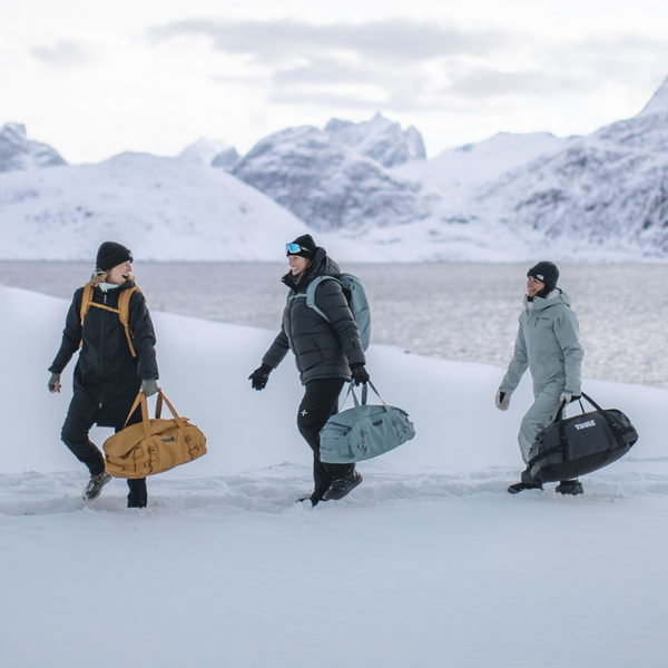 Thule Chasm 40L Duffle Bag Black