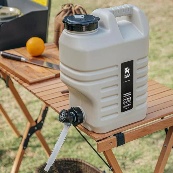 Blackdog PE Square Outdoor Water Bucket 12L