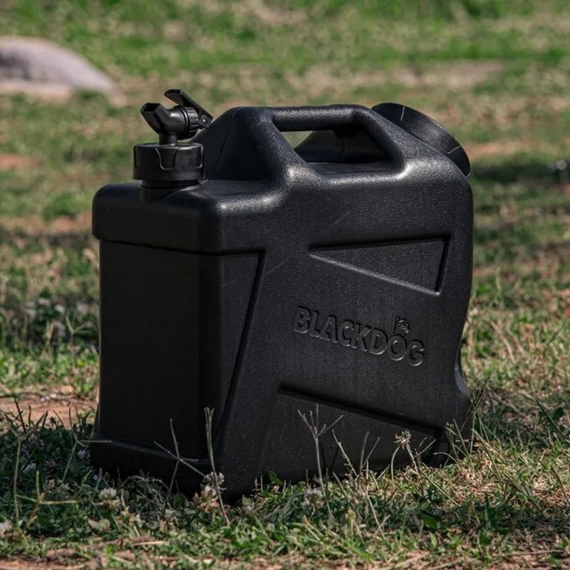Blackdog PE Square Outdoor Water Bucket 12L