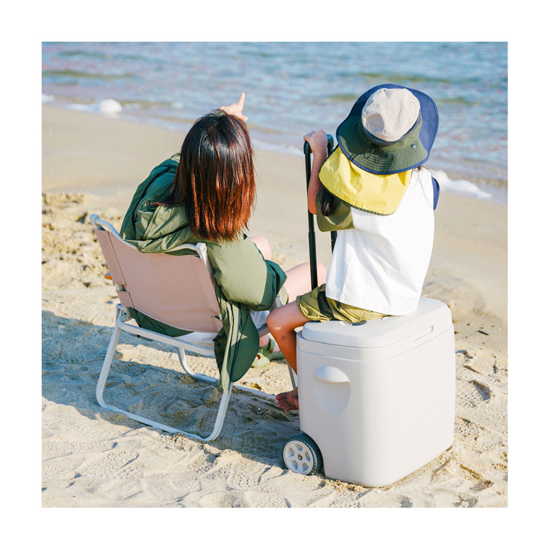 Naturehike Wheeled Anti-Bacterial Cooler Box