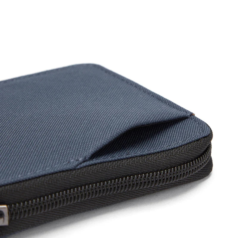 Pacsafe RFID Safe RFID Blocking Zip Around Wallet
