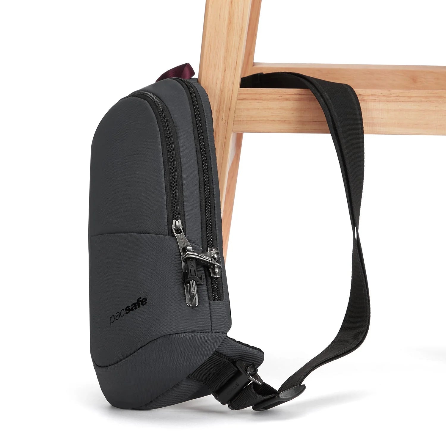 Pacsafe Vibe 150 Anti-Theft Sling Pack 2.5L