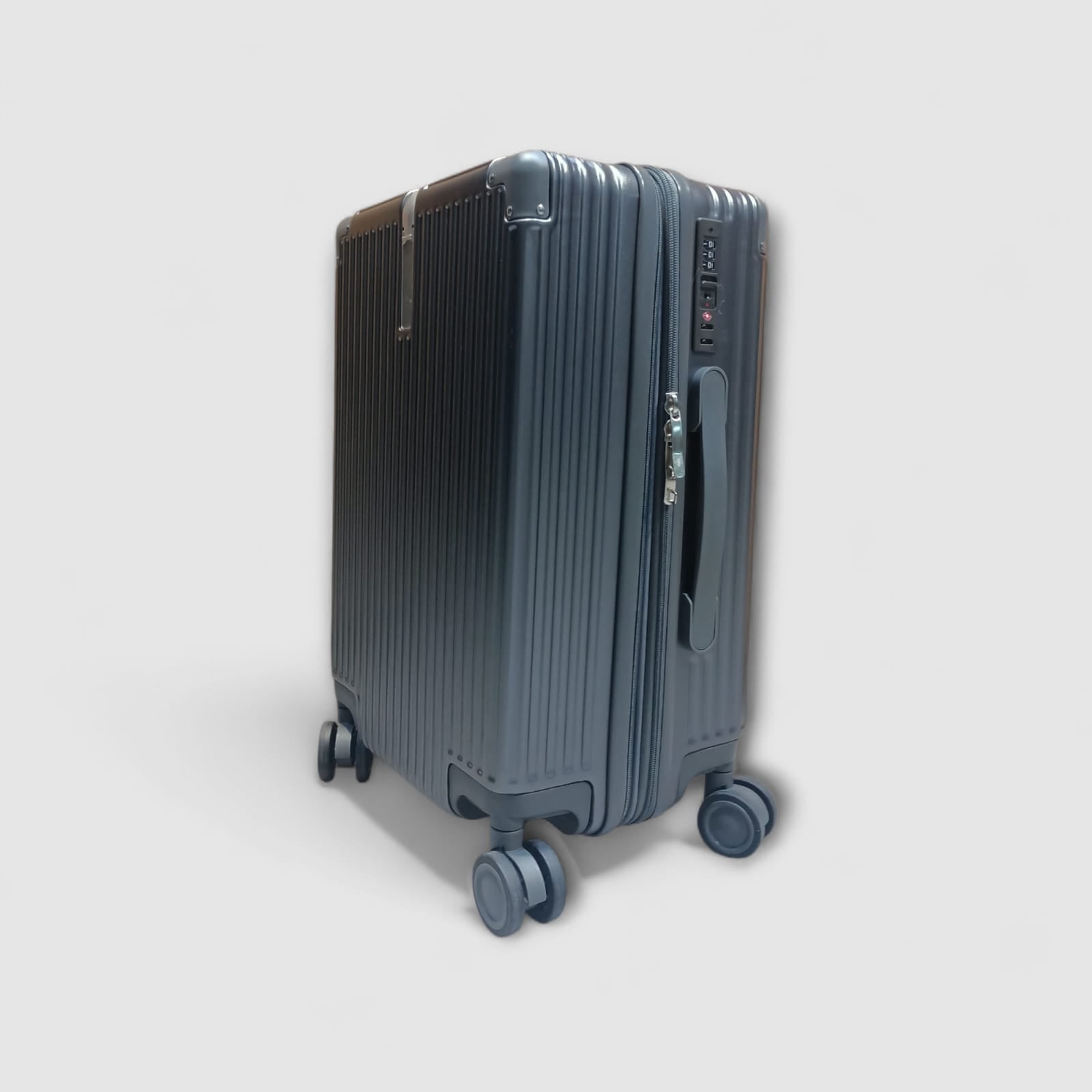 GL Extra Travellers Essential Luggage