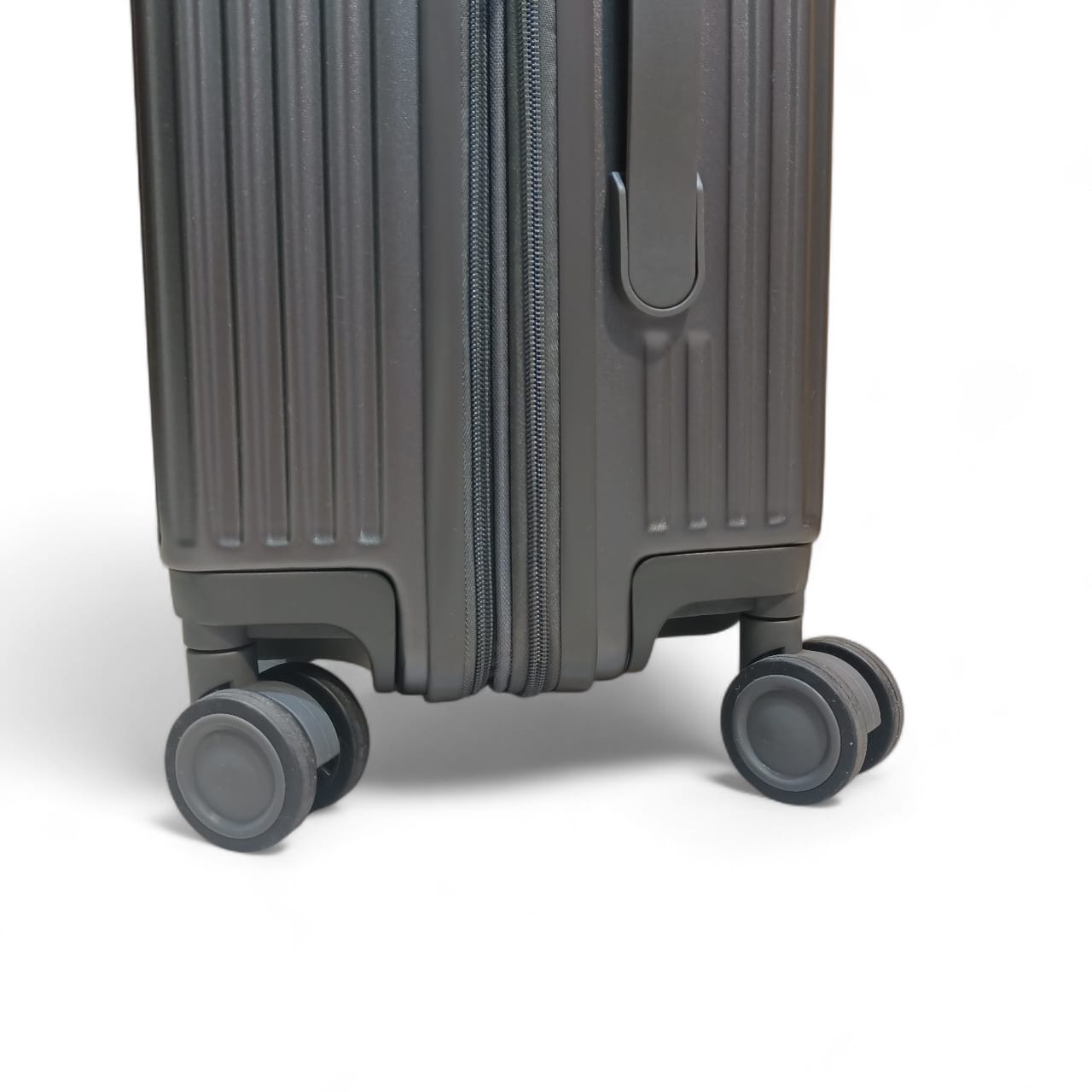 GL Extra Travellers Essential Luggage