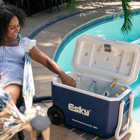 Esky HPE 36L Wheeled Cooler