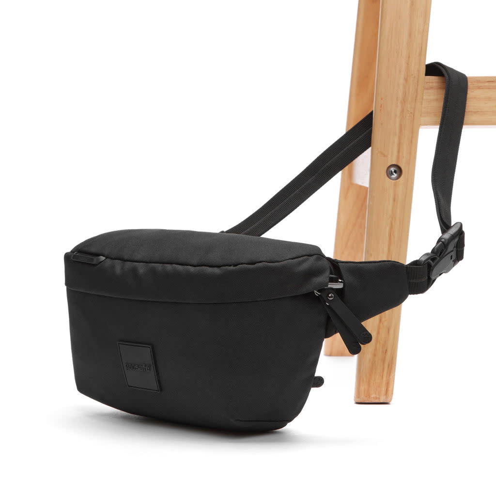 Pacsafe Go Anti-Theft Sling Pack 2.5L