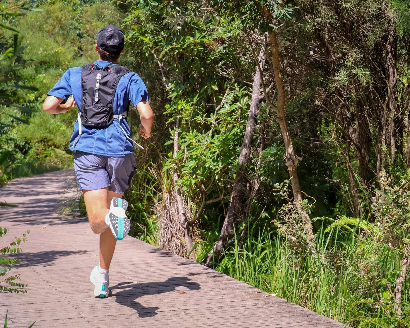 Caribee Coyote Runner 2L Hydration Vest