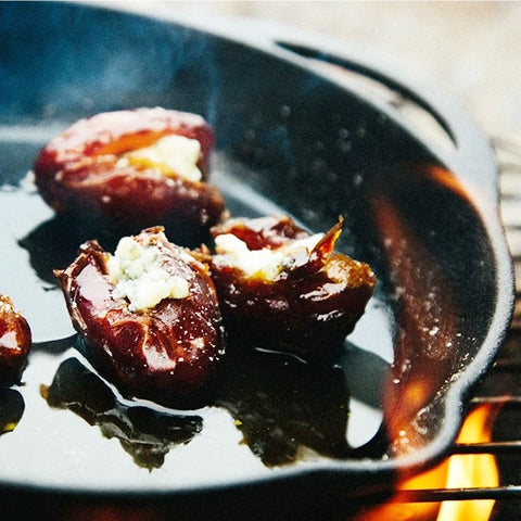 BAREBONES Living Cast Iron Skillet