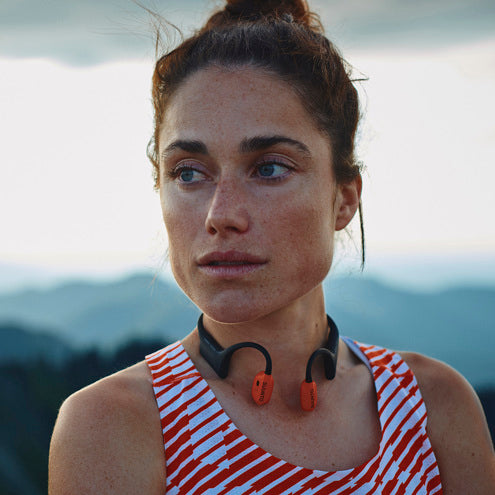 SUUNTO WING 2 Premium Bone-Conduction Headphones w/ Powerbank