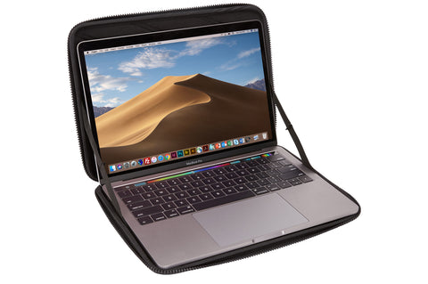 Thule Gauntlet 4.0 Macbook Sleeve - Black