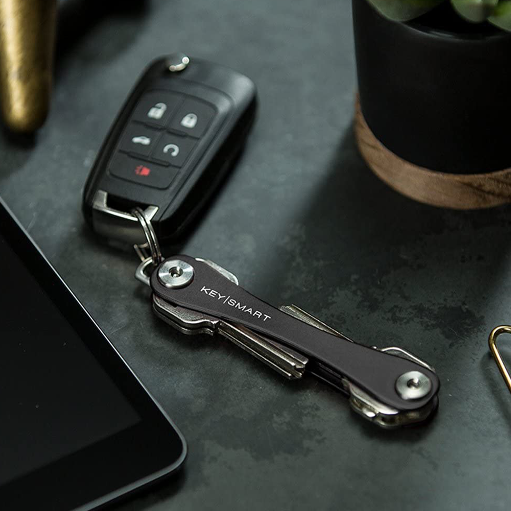 KeySmart Compact Key Holder